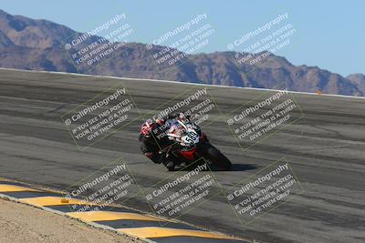 media/Mar-21-2025-CVMA Friday Practice (Fri) [[30cd4fe323]]/2-Racer 1/Session 2 (Bowl)/